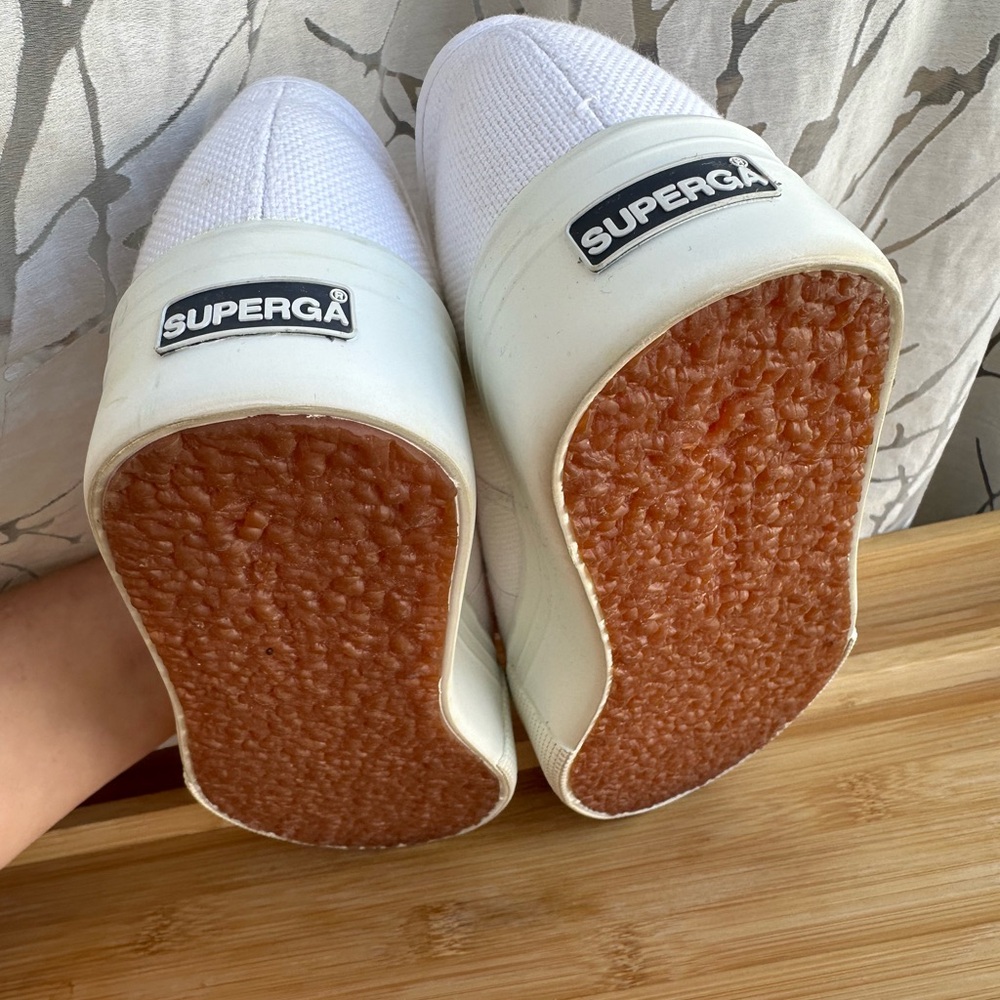 NWOB Superga Women's White Canvas Platform Sneakers - Picture 5 of 7